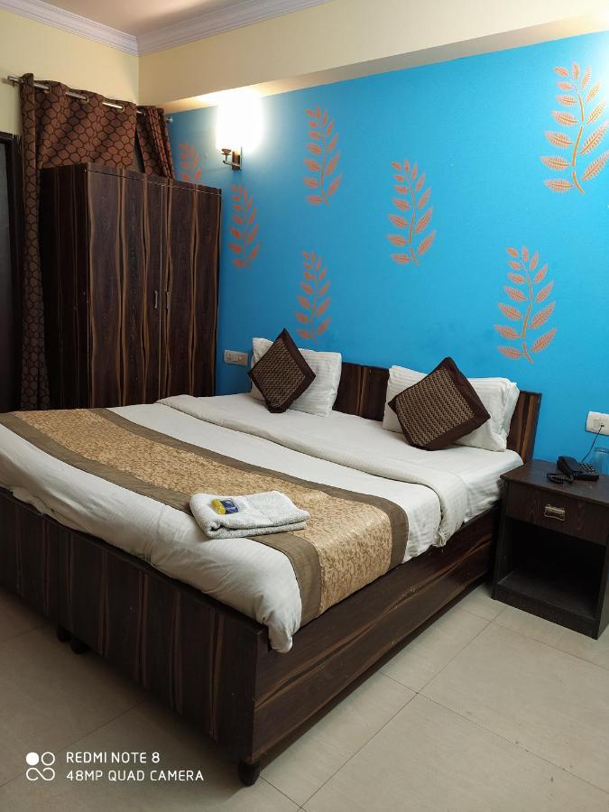Galaxy Hotel