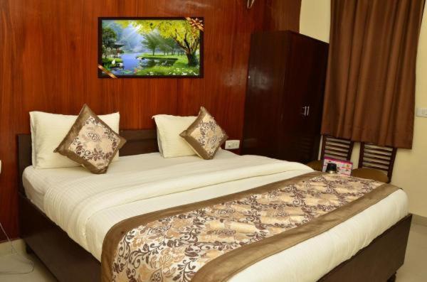 Galaxy Hotel 3*