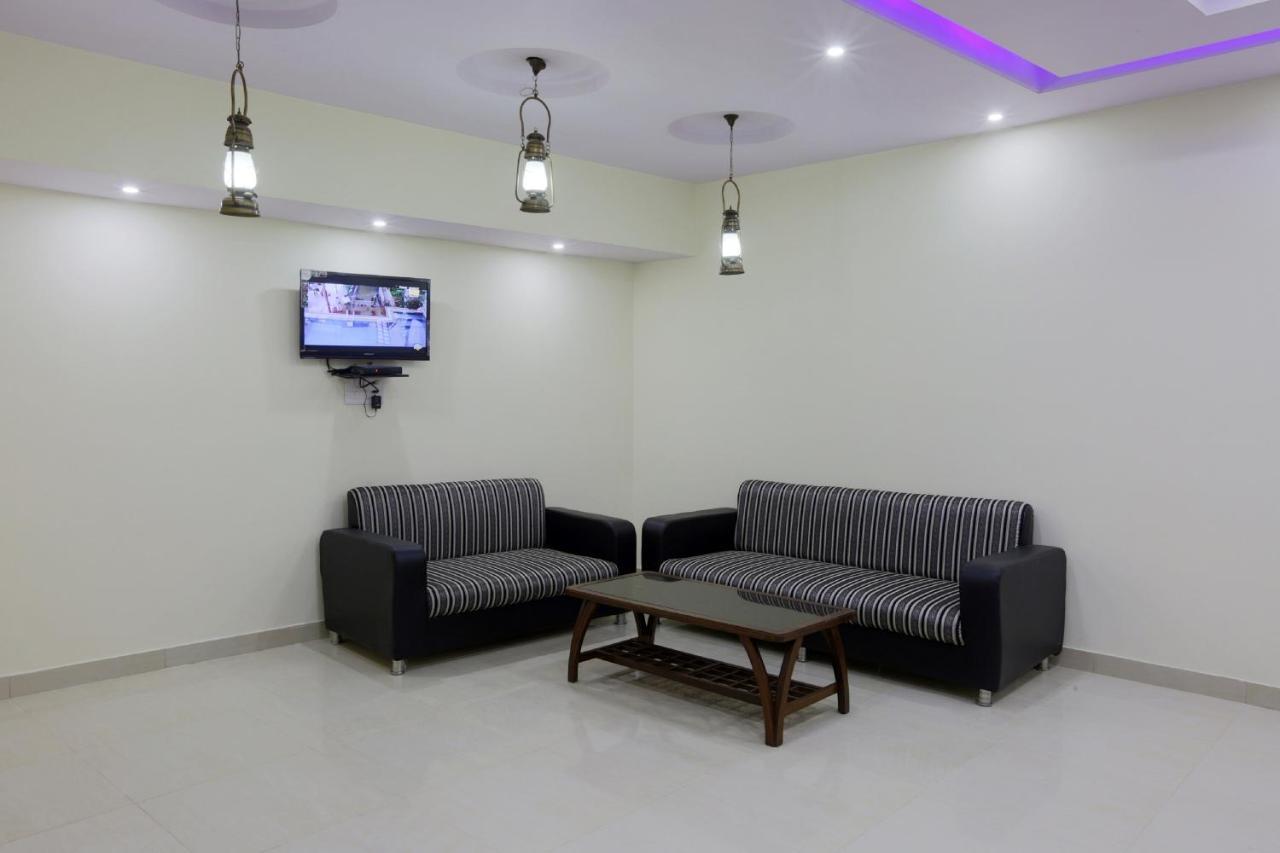 Hotel Galaxy New Delhi